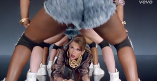Illustration for article titled Taylor Swift's New Video Is a Cringe-Worthy Mess